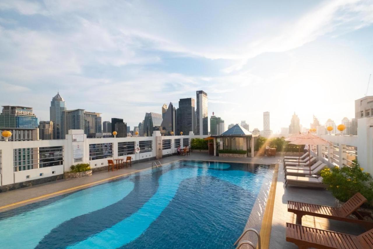 Zenith Sukhumvit Hotel Бангкок Экстерьер фото