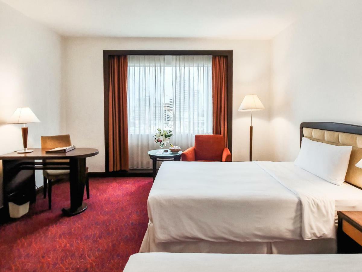 Zenith Sukhumvit Hotel Бангкок Экстерьер фото